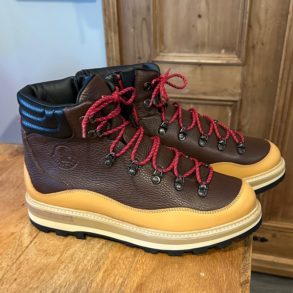 Moncler Peka Boots - Picture 2 of 10